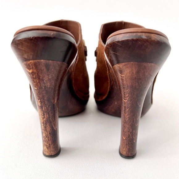 GUCCI | Brown Suede Horsebit Nailhead High Heel Wood Mule Clogs Platform US 8.5 - Picture 9 of 16